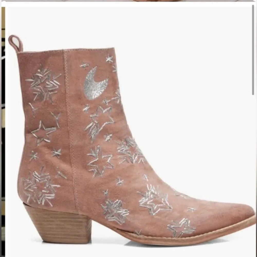 Free People Bowers Embroidered Ankle Boot Perfect Pink Boho Western Festival New - Picture 2 of 7